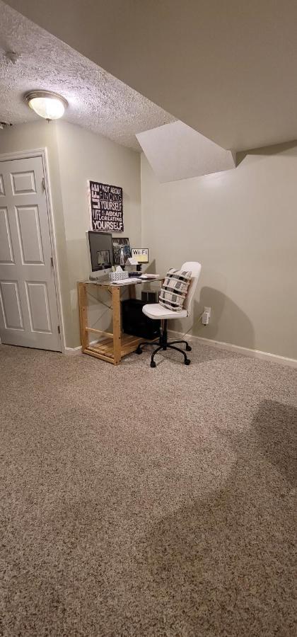 Apartamento Hidden Gem Near Downtown Frederick And Shopping Exterior foto