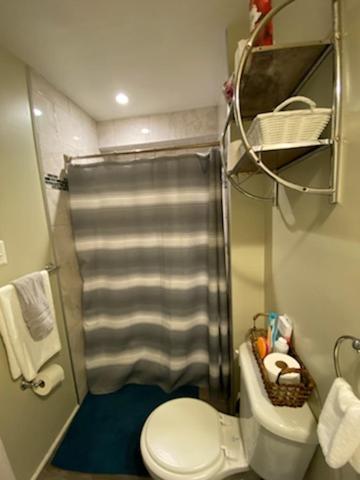 Apartamento Hidden Gem Near Downtown Frederick And Shopping Exterior foto